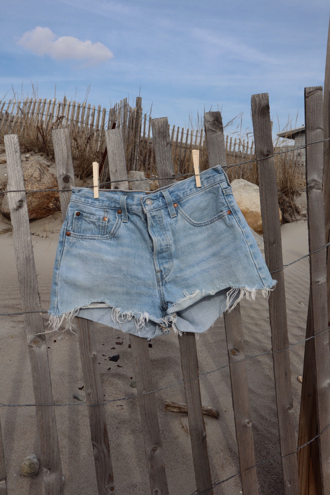 Levi’s Shorts - Size 27