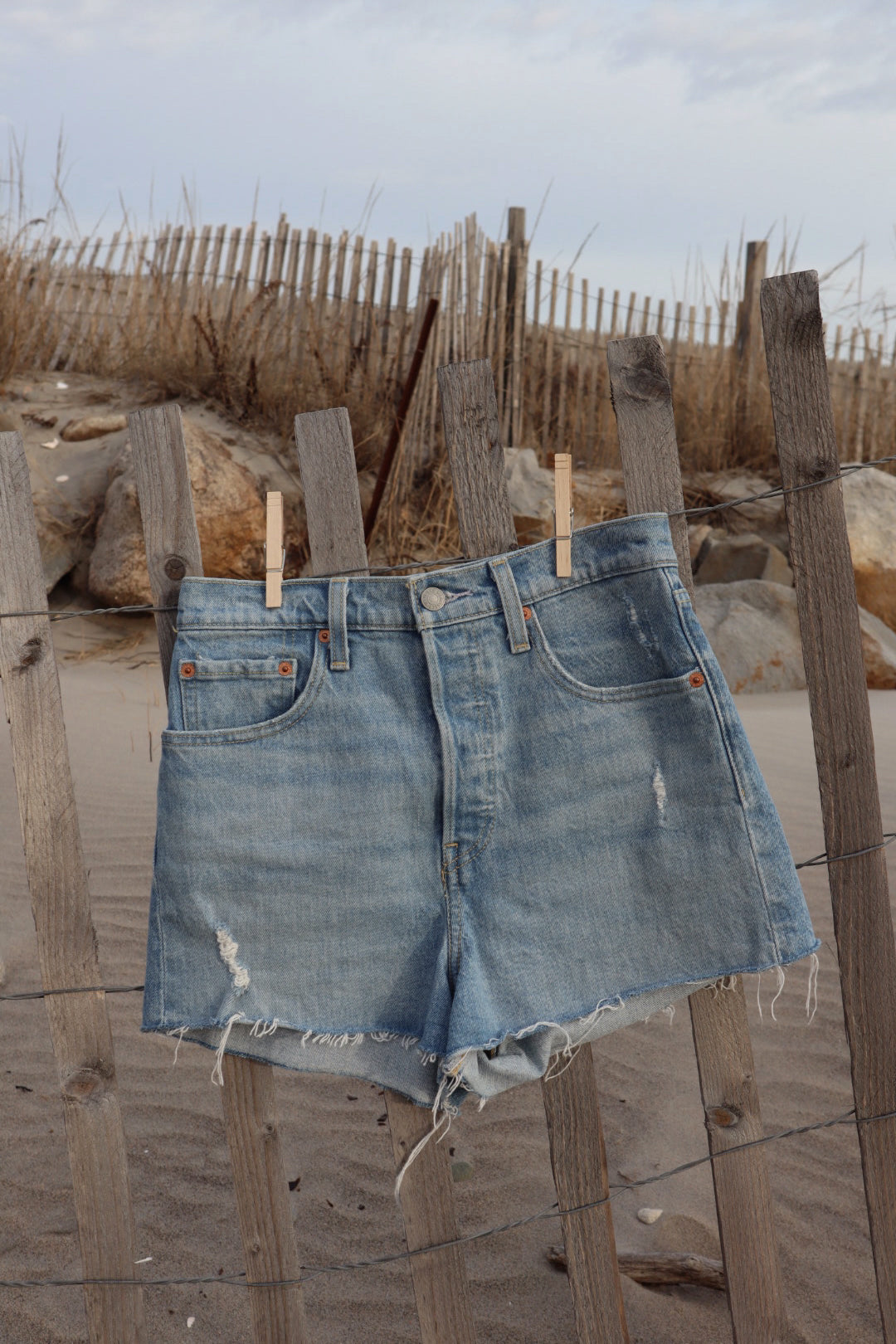 Levi’s Shorts - Size 27