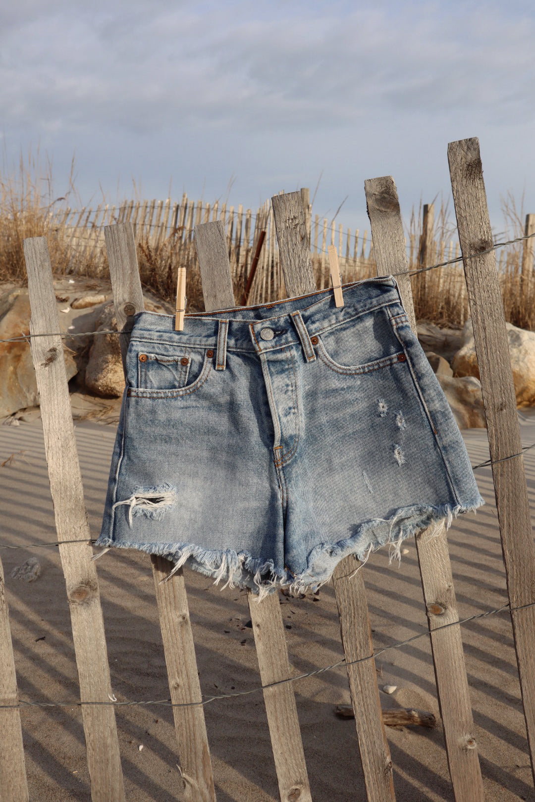 Levi’s Shorts - Size 26
