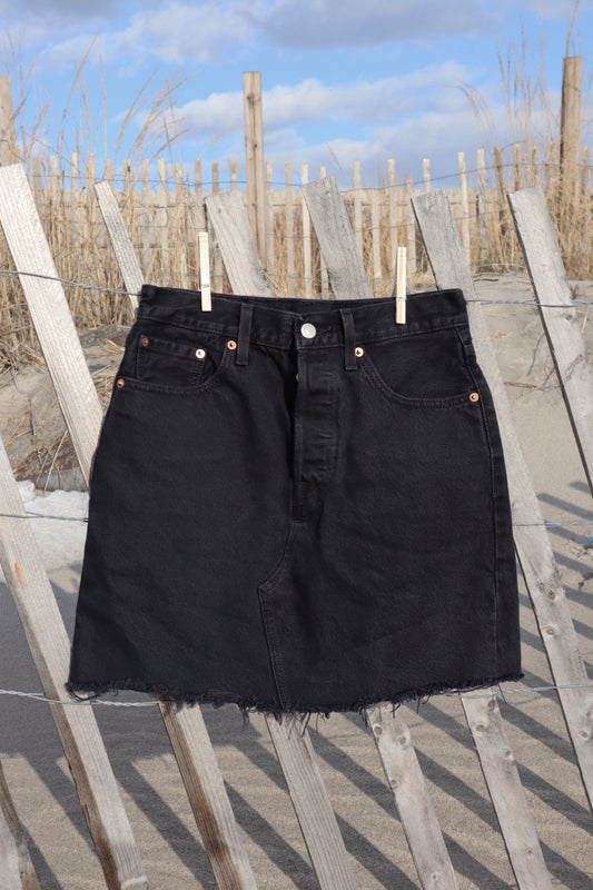 Levi’s Skirt - Size 26
