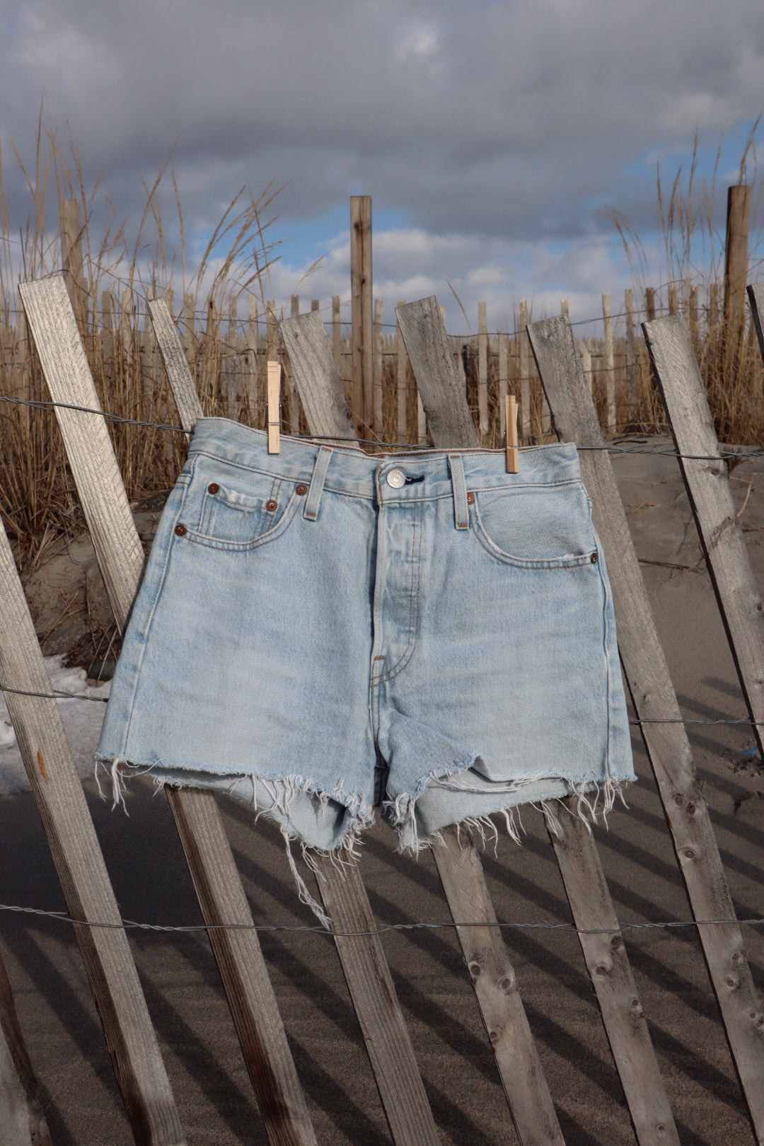 Levi’s Shorts - Size 25