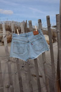 Levi’s Shorts - Size 27