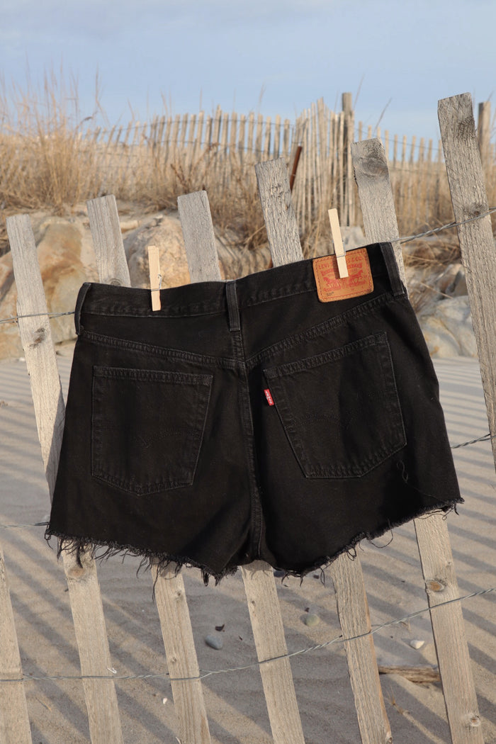 Levi’s Shorts - Size 29