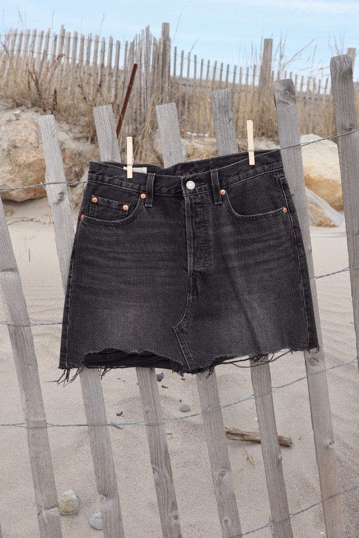 Levi’s Skirt - Size 26