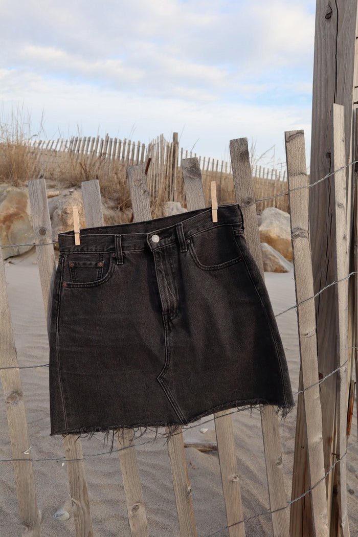 Levi’s Skirt - Size 29
