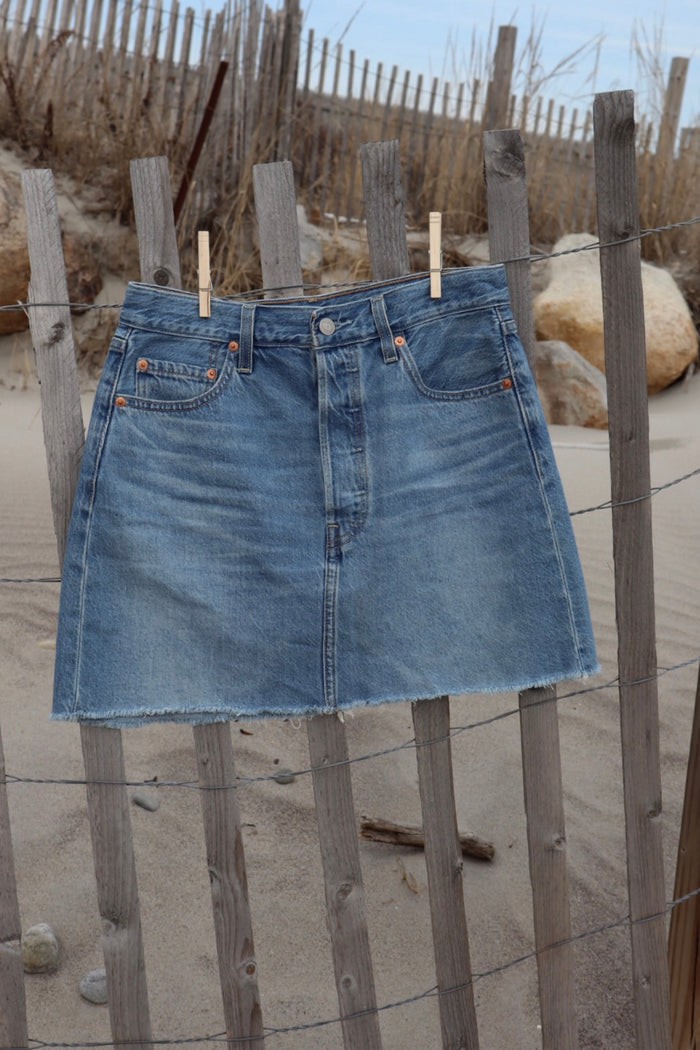 Levi’s Skirt - Size 29