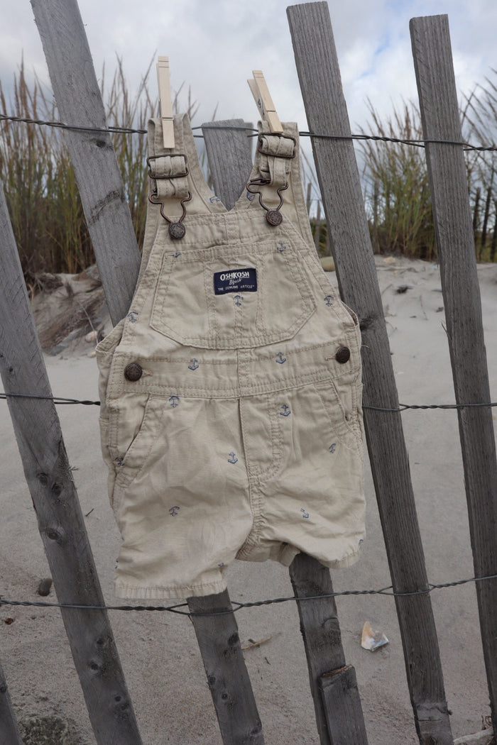 OshKosh B’Gosh Overalls - 9M